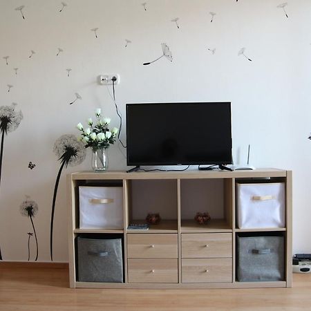 Apartment With Swing Heviz Bagian luar foto