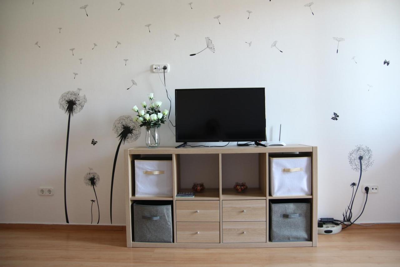 Apartment With Swing Heviz Bagian luar foto