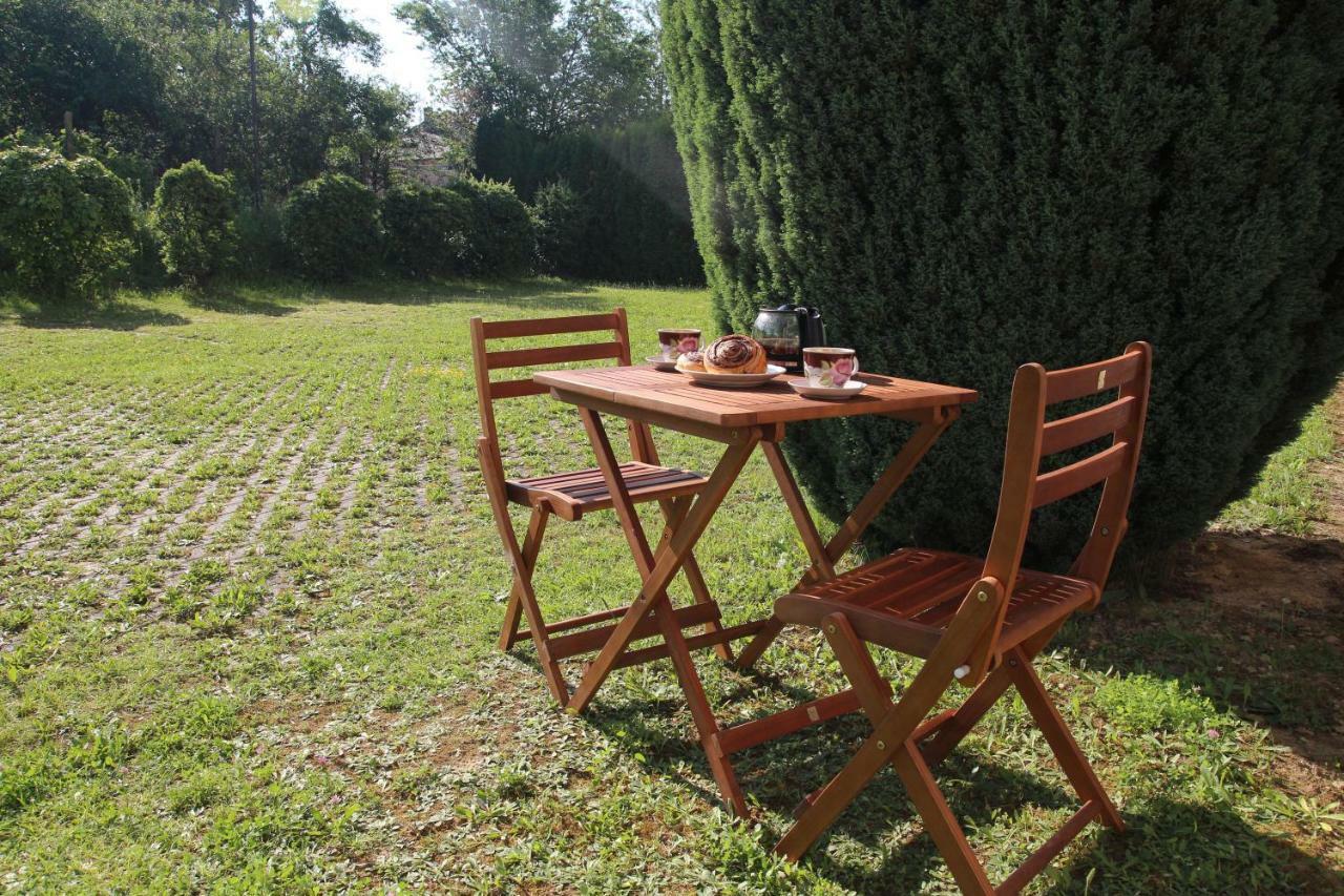 Apartment With Swing Heviz Bagian luar foto